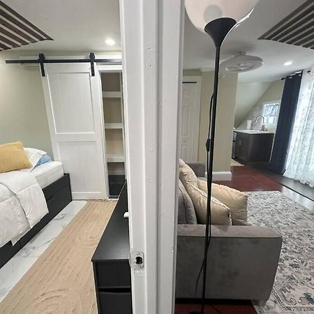Urban Life Retreat Apartment Providence Luaran gambar